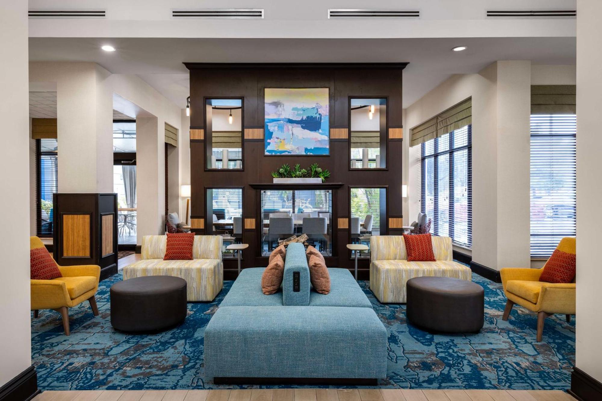 Hilton Garden Inn West Palm Beach Airport Bagian luar foto